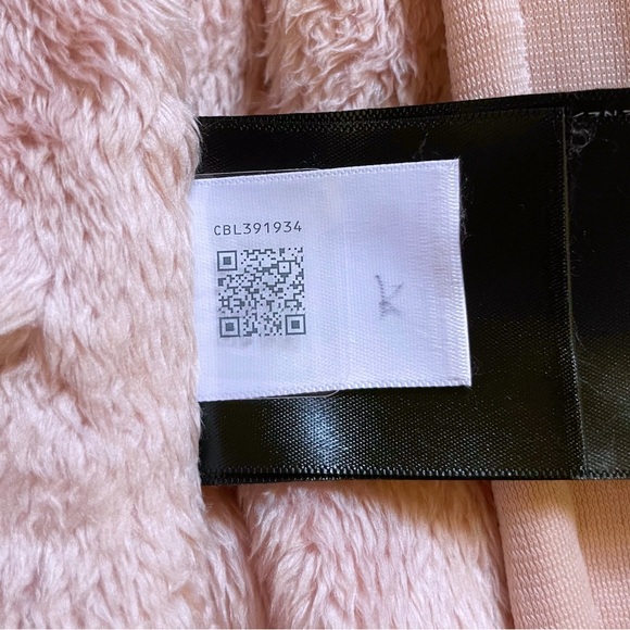 The North Face Women’s Osito Jacket In Pink Moss - Picture 7 of 8